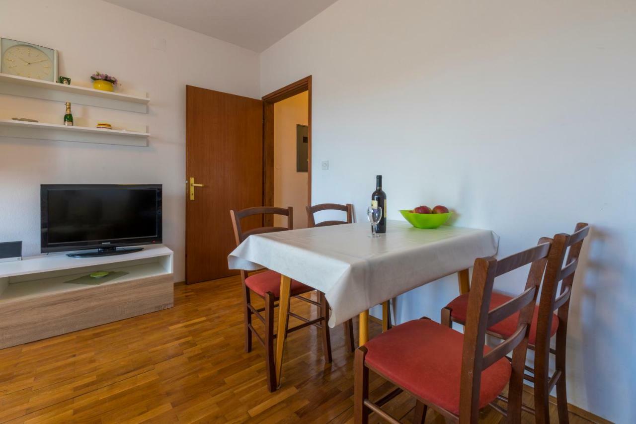 Apartmani Milan Crikvenica Kültér fotó