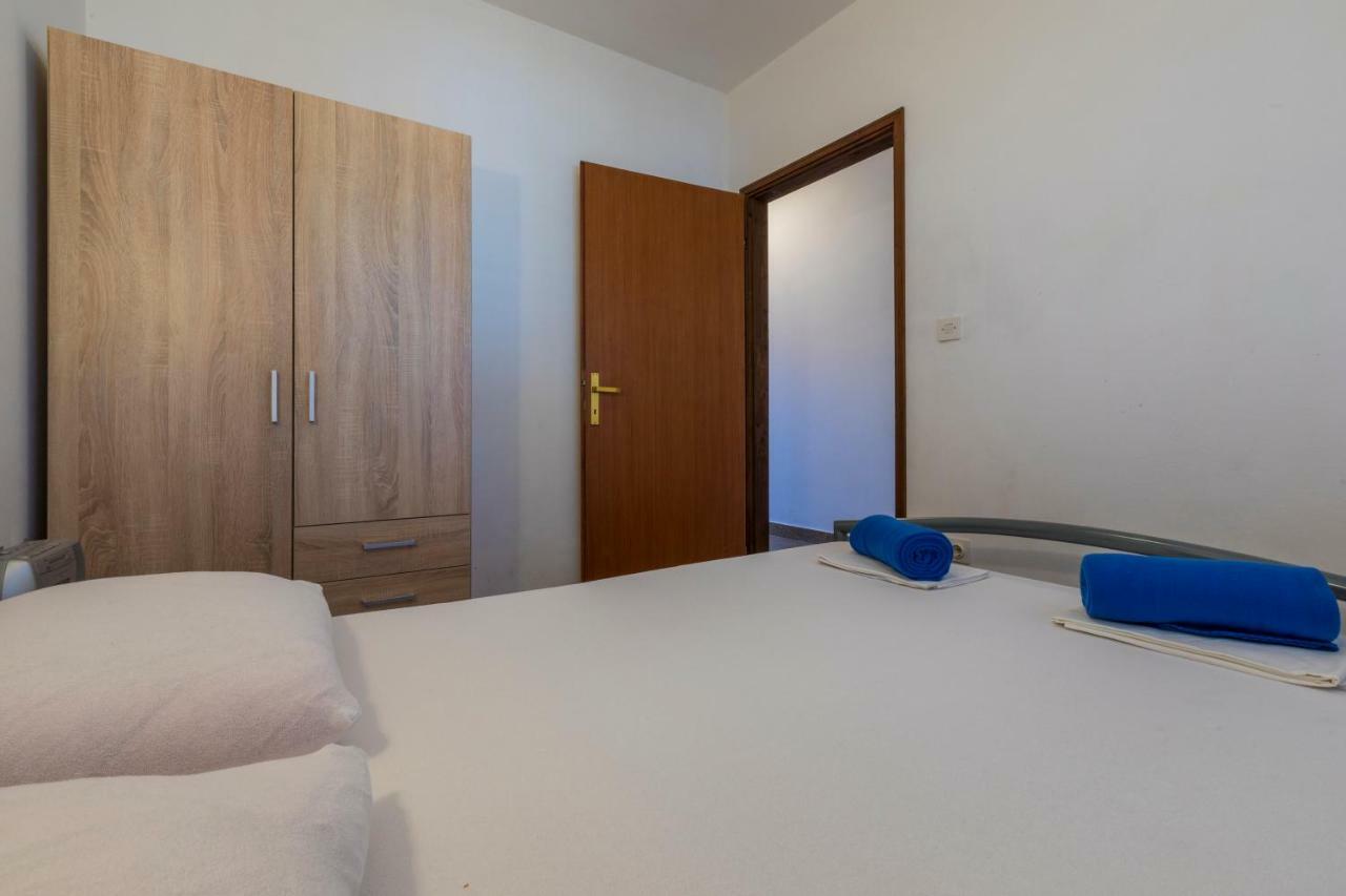 Apartmani Milan Crikvenica Kültér fotó